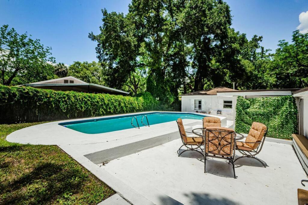 Beautiful Pool House In Old Seminole Heights! Villa Tampa Exterior photo