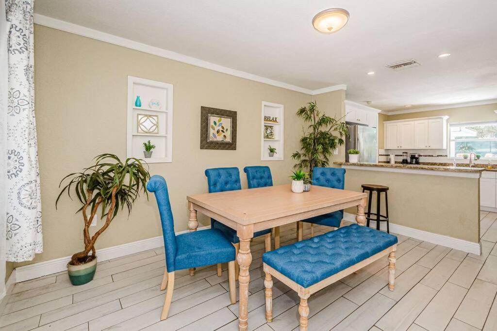 Beautiful Pool House In Old Seminole Heights! Villa Tampa Exterior photo
