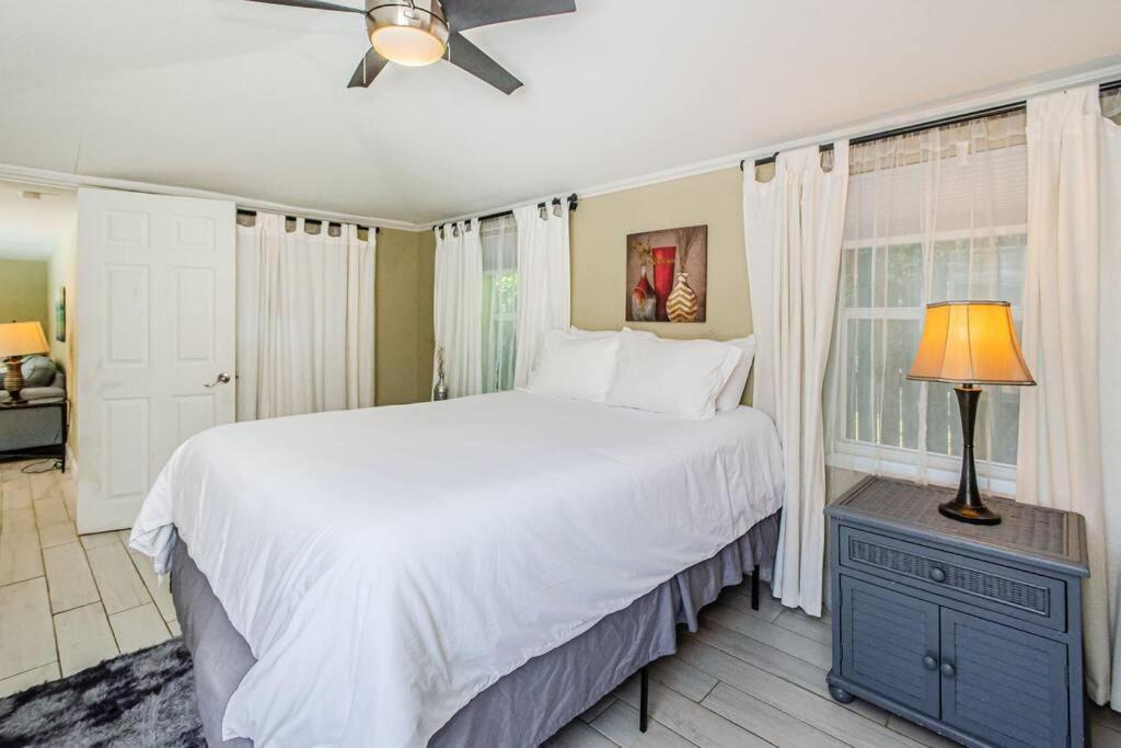 Beautiful Pool House In Old Seminole Heights! Villa Tampa Exterior photo
